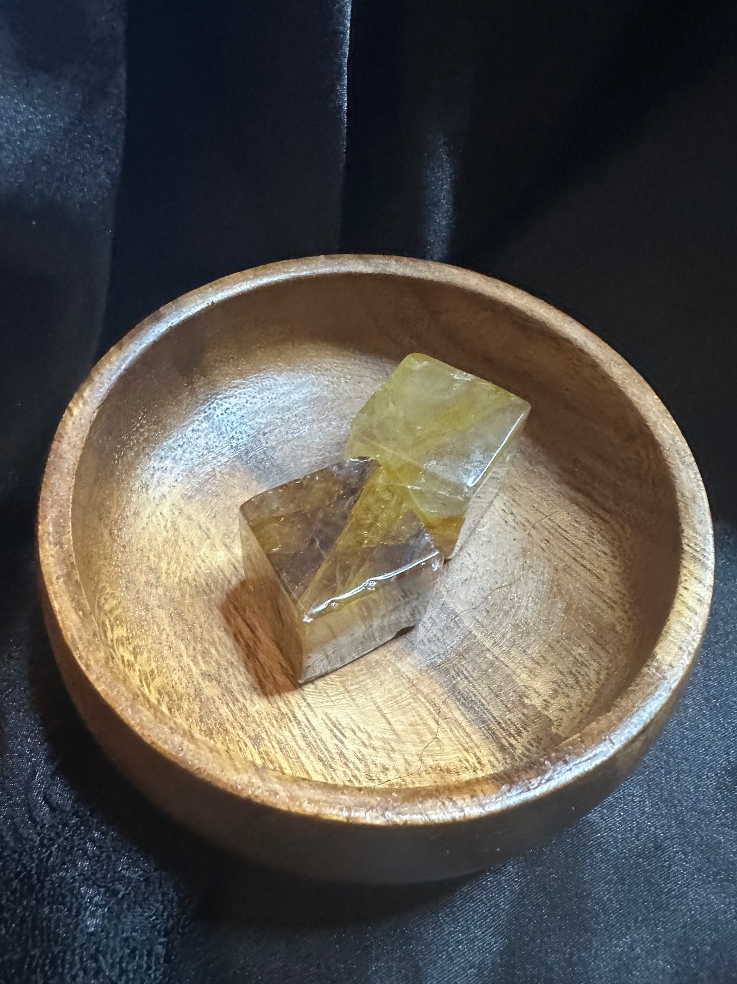 Golden Healer crystal cube, clear quartz washed with golden iron